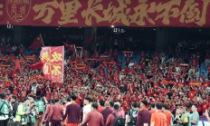 九游体育下载:“大莲花”见证“中国红” “丝滑”散场显温度